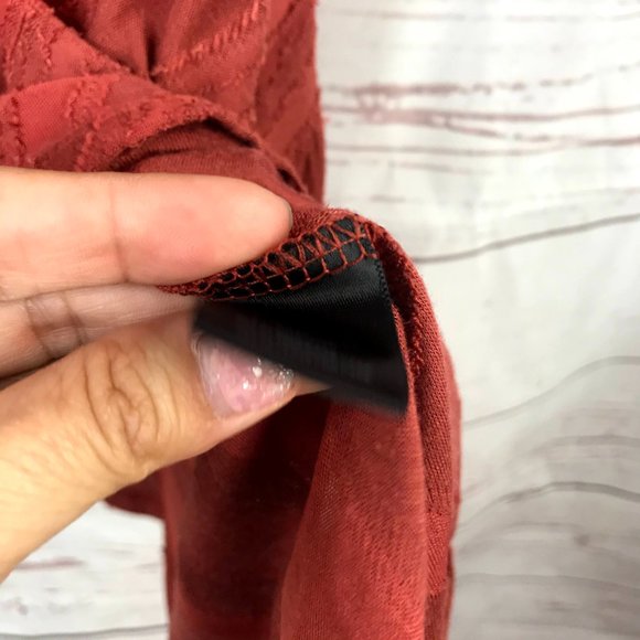 *3/$18*Simply Vera Vera Wang Texture Tee - Picture 6 of 8